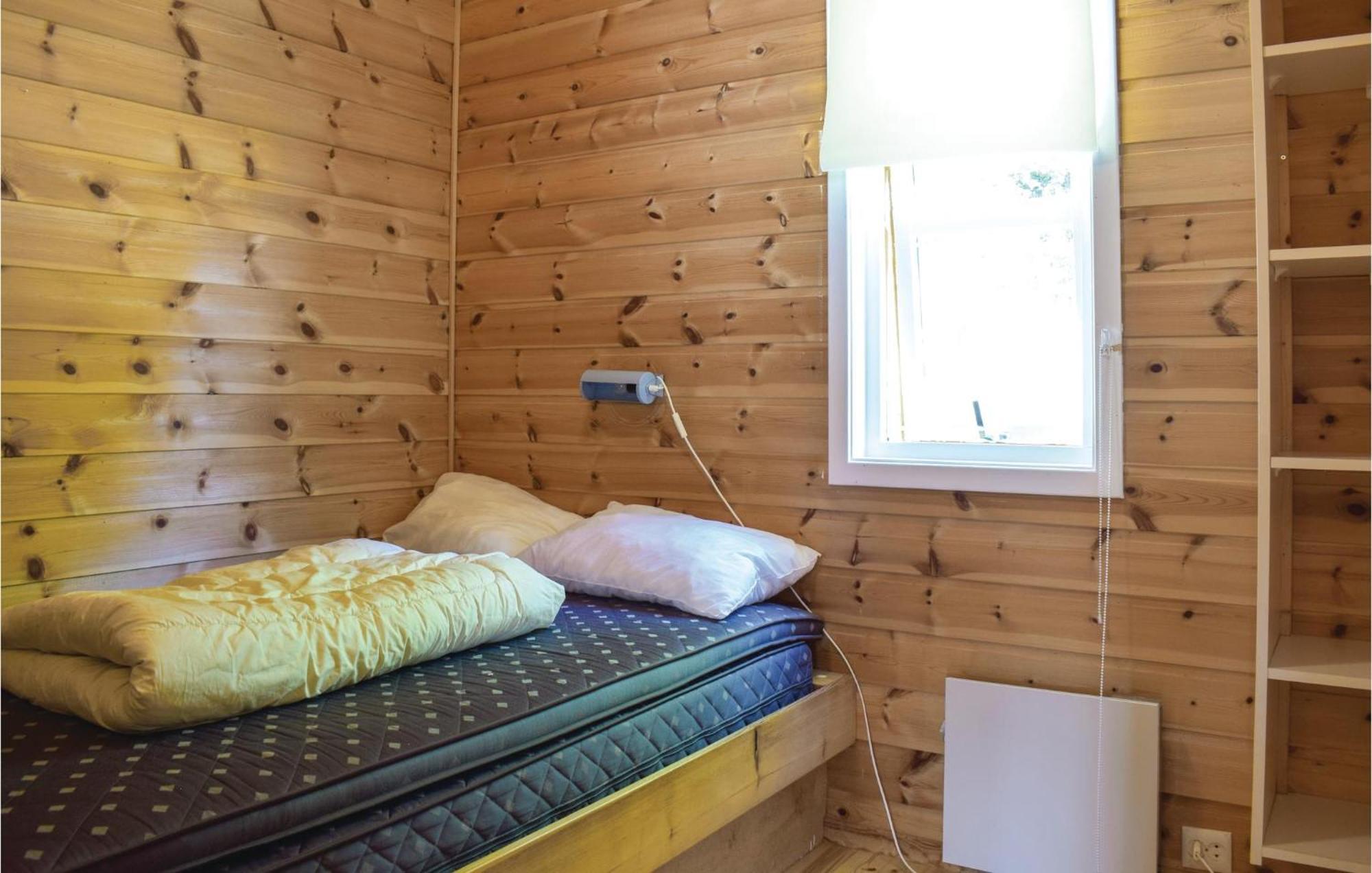3 Bedroom Lovely Home In Vallavik Vangsbygd Bagian luar foto