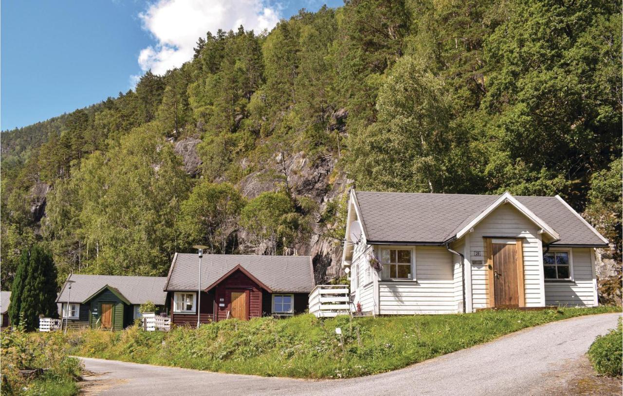 3 Bedroom Lovely Home In Vallavik Vangsbygd Bagian luar foto